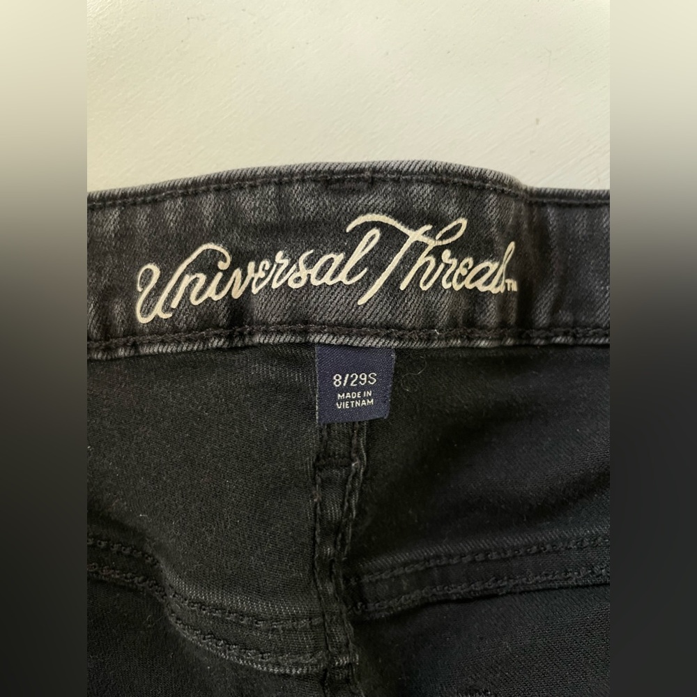Universal Thread jeans - Picture 5 of 6
